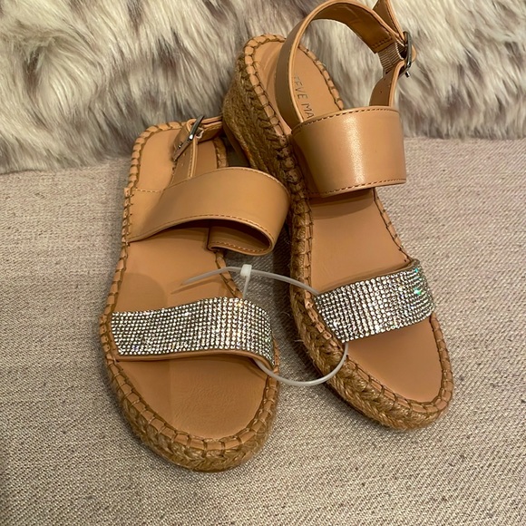 Steve Madden Girls Sandals Size 2 - Picture 5 of 5